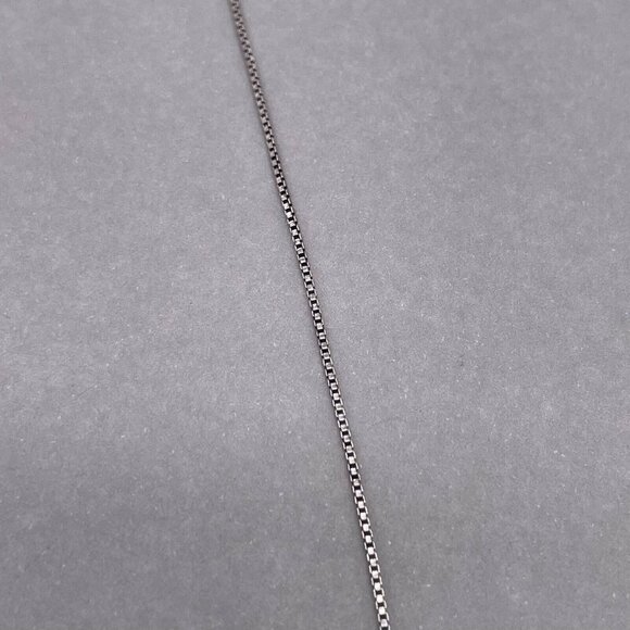 925 Sterling Silver Rhinestone Cross Pendant Box Chain Necklace 18.5 In Italy - Picture 6 of 8